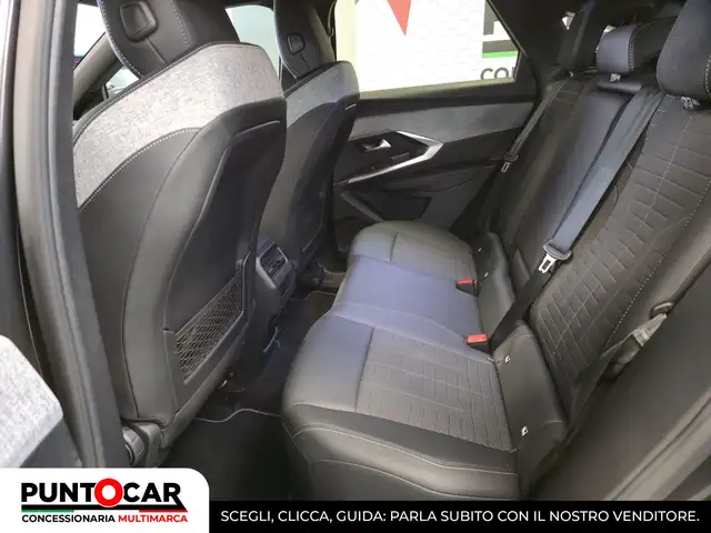 Peugeot 3008 view 9