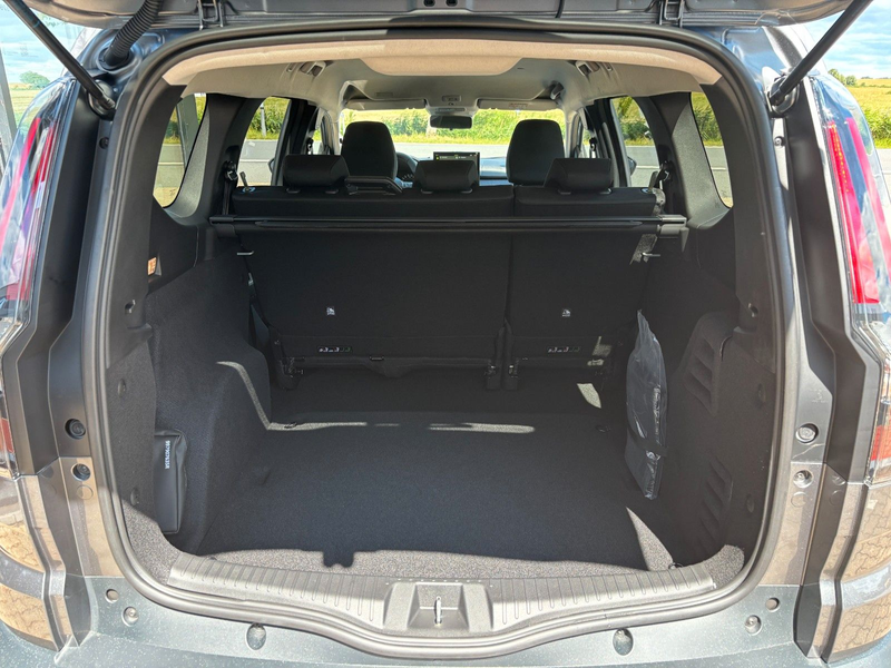 Dacia Jogger TCe 110 Expression 5-Sitzer — photo 7