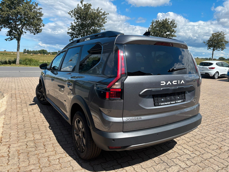 Dacia Jogger TCe 110 Expression 5-Sitzer — photo 3