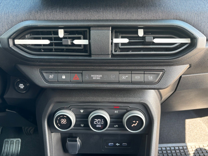 Dacia Jogger TCe 110 Expression 5-Sitzer — photo 15