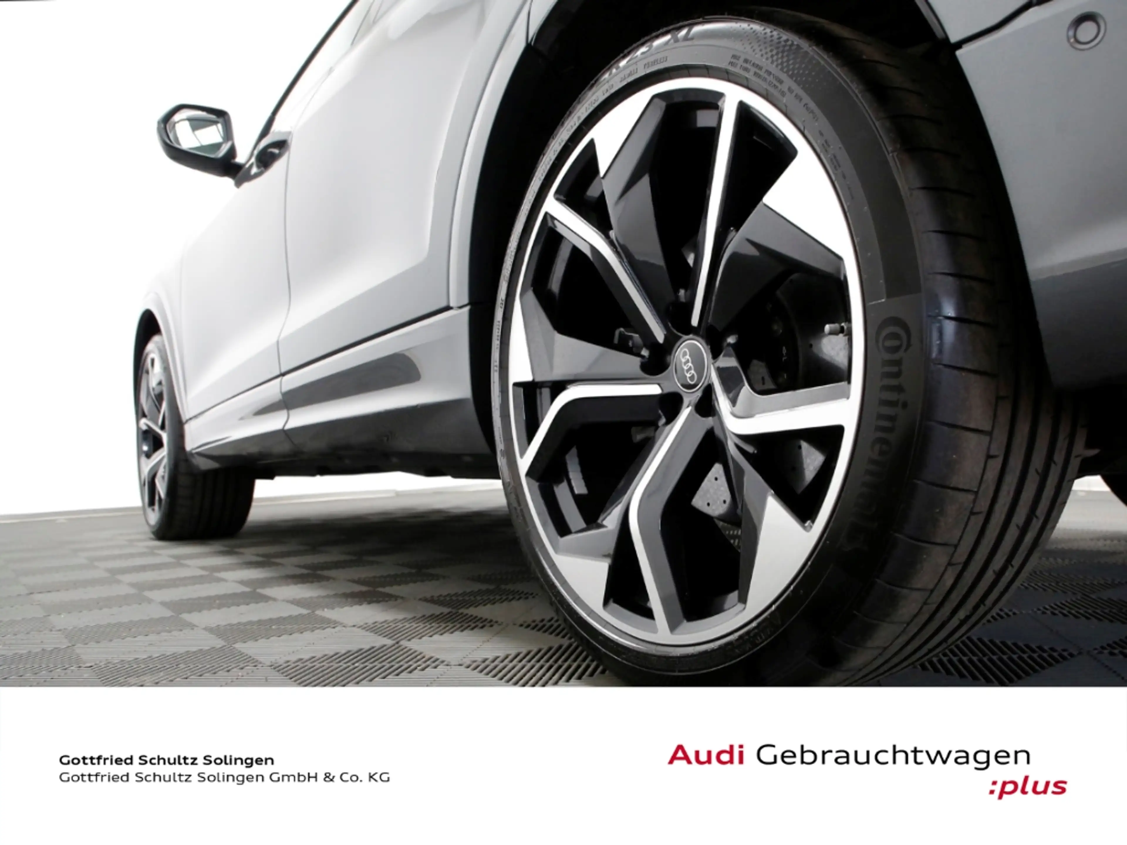 Audi RS Q8 4.0 TFSI quattro Essential-Paket — photo 7