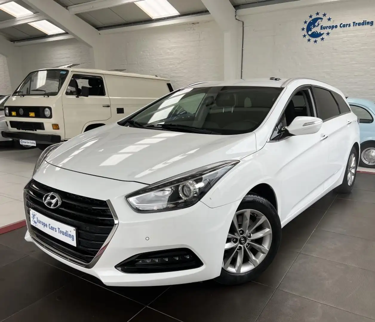 Hyundai i40 1.6 GDI 135 CH EURO 6B GAR 12M Blanc - 1