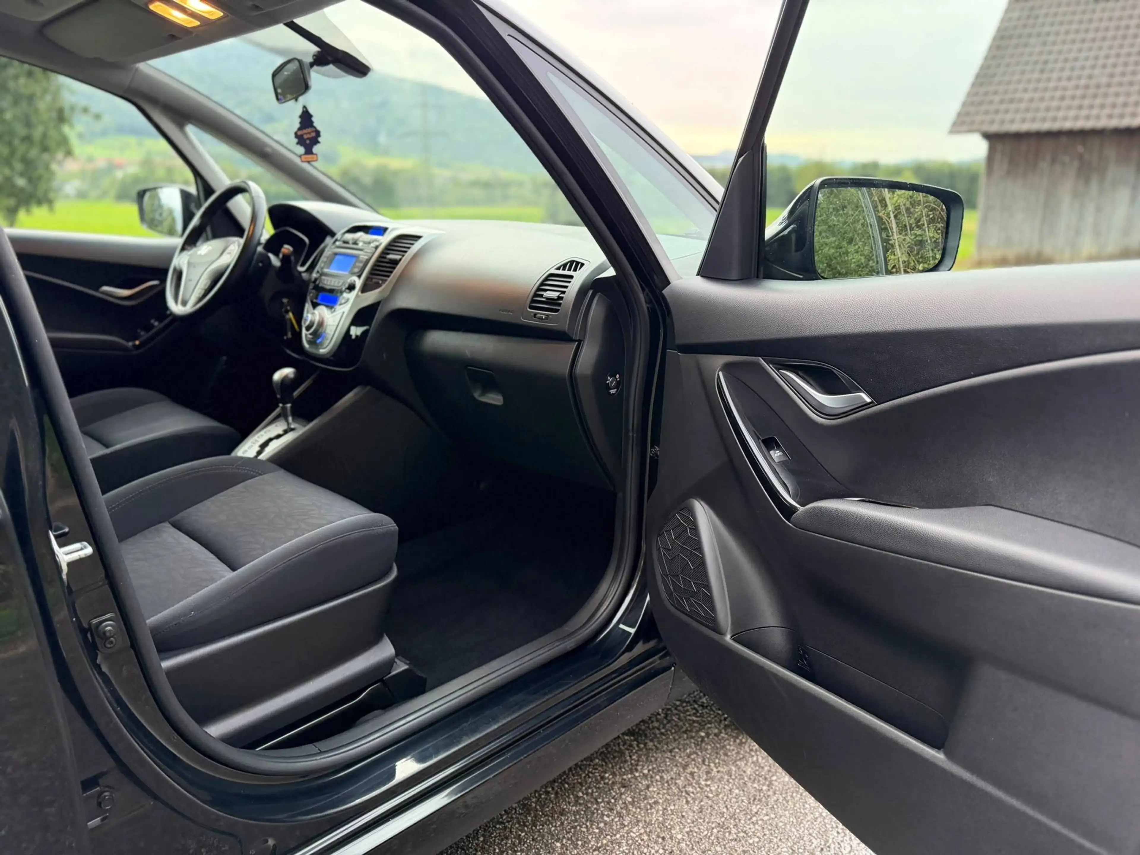 Hyundai iX20 iX 20 GO 1.6 CVVT — photo 11
