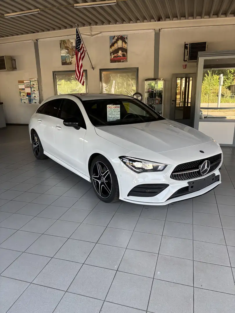 Mercedes-Benz CLA 200 amg pack intérieur extérieur - 1