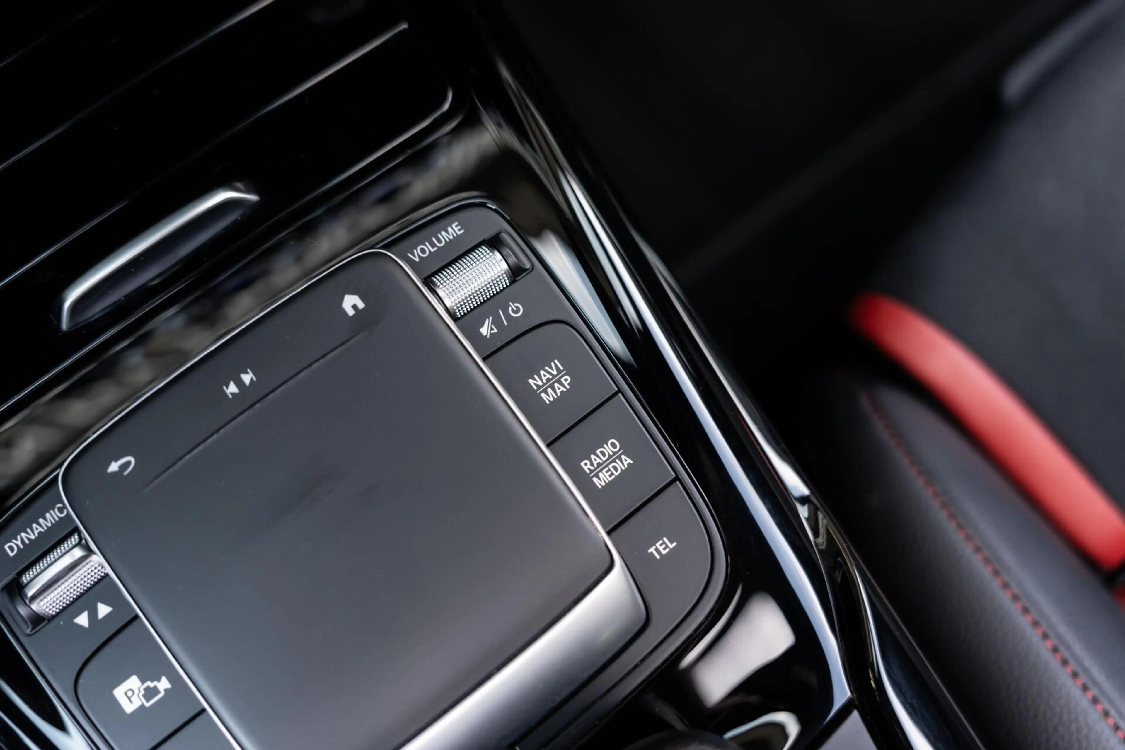 Mercedes-Benz A 45 AMG S 4MATIC+ Schaalstoelen Pano 360 — photo 44