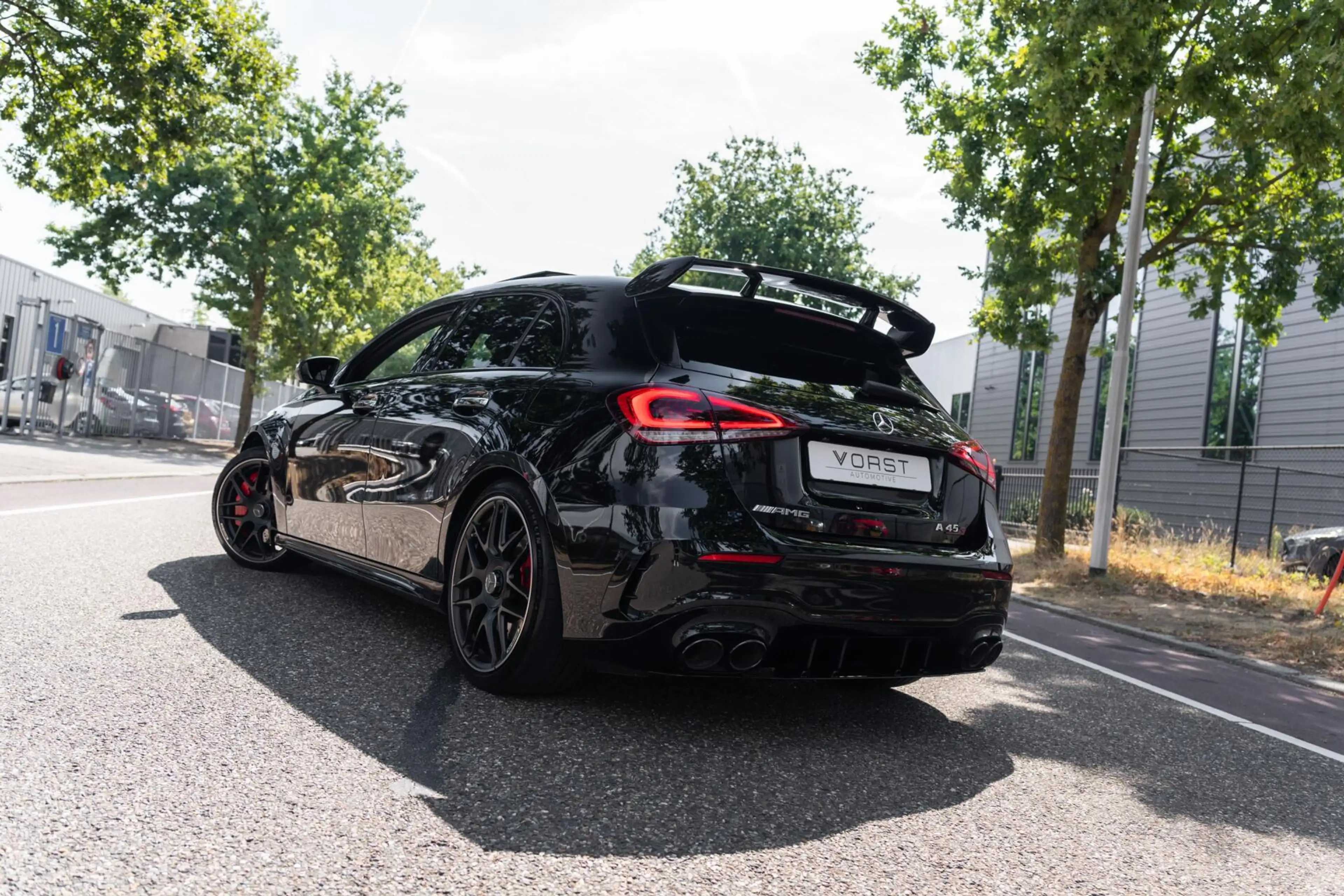 Mercedes-Benz A 45 AMG S 4MATIC+ Schaalstoelen Pano 360 — photo 14
