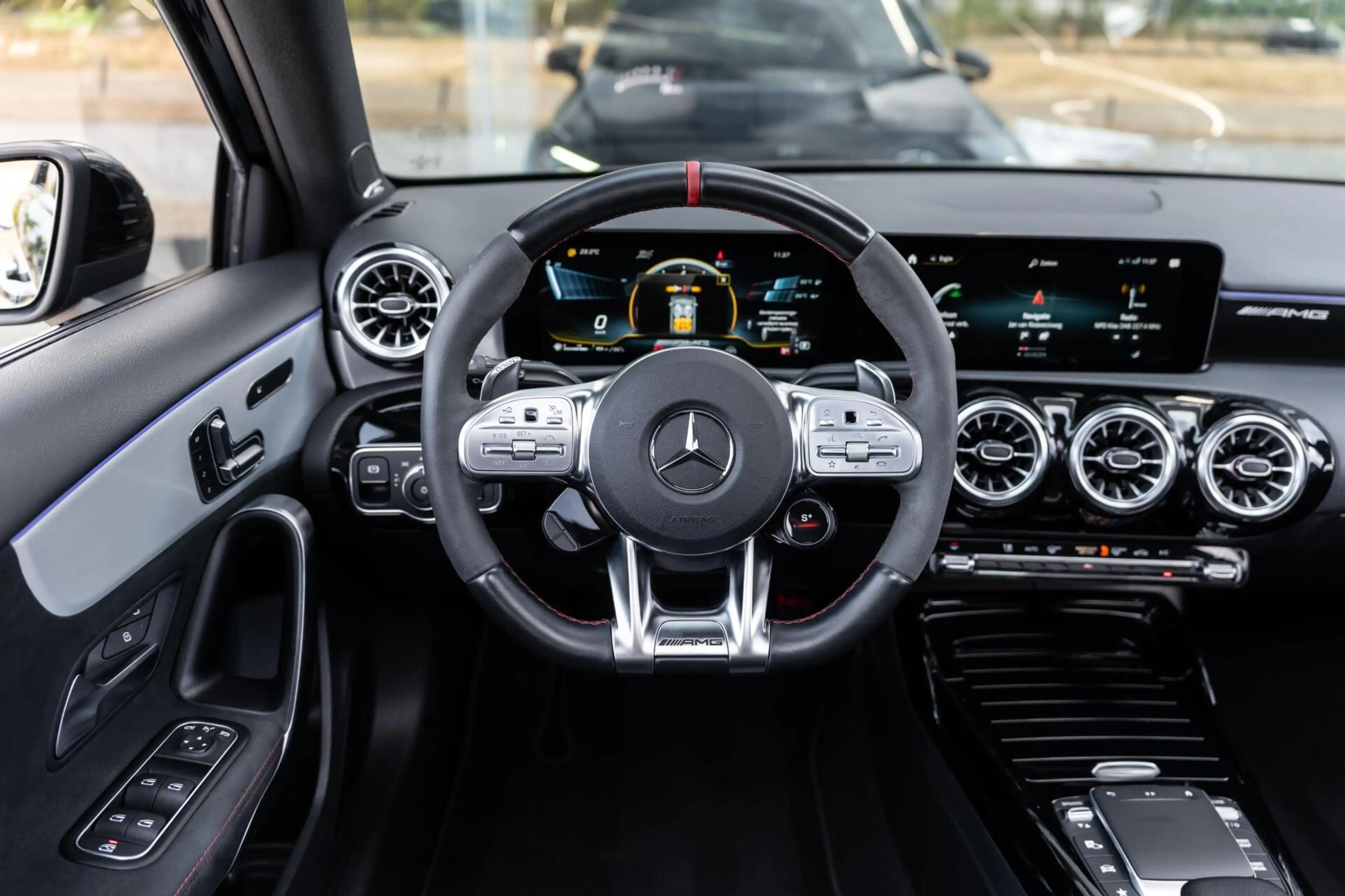 Mercedes-Benz A 45 AMG S 4MATIC+ Schaalstoelen Pano 360 — photo 16