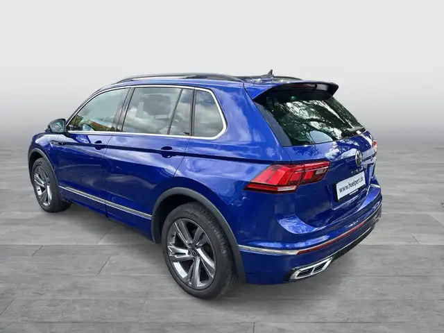 Volkswagen Tiguan view 3