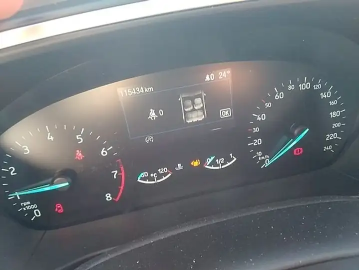 Ford Focus 1.0 Ecoboost Trend+ 2021, foto 8