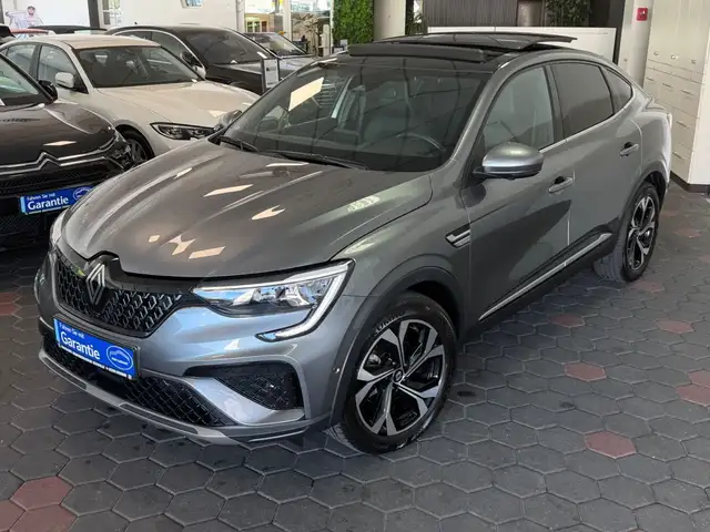 Renault Arkana 1.6*E-TECH Hybrid 145*PANO*LED*360*1-HAND