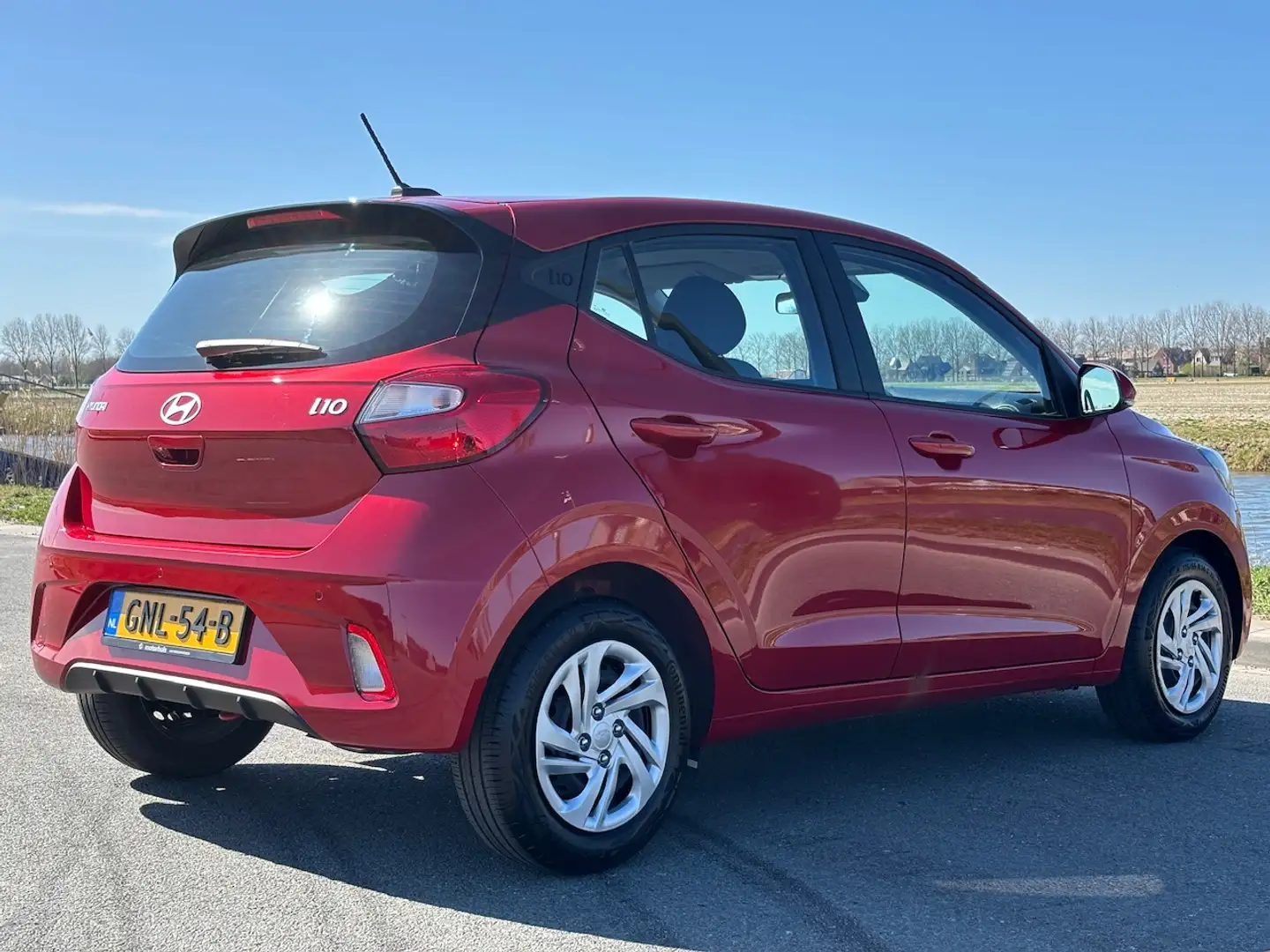 Hyundai i10 | COMFORT SMART | NAVIGATIE | CAMERA | BLUELINK | Rood - 2