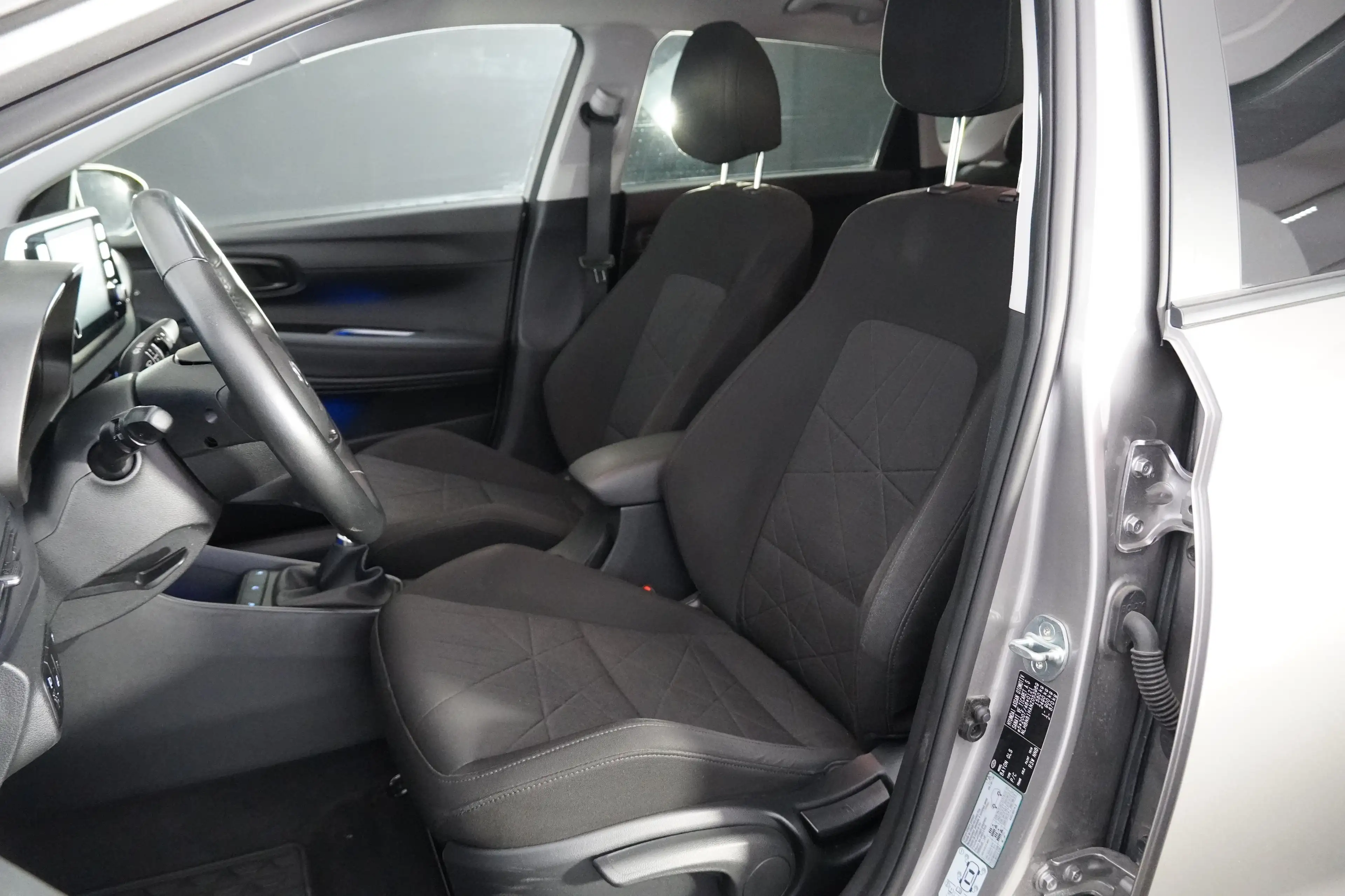 Hyundai BAYON 1,2 MPI i-Line Plus — photo 8