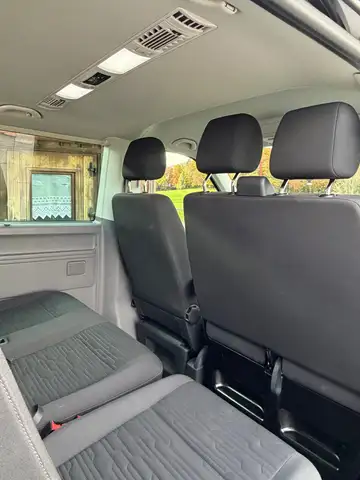 Volkswagen T6.1 Caravelle Edition 2,0 TDI DSG Ansicht 16