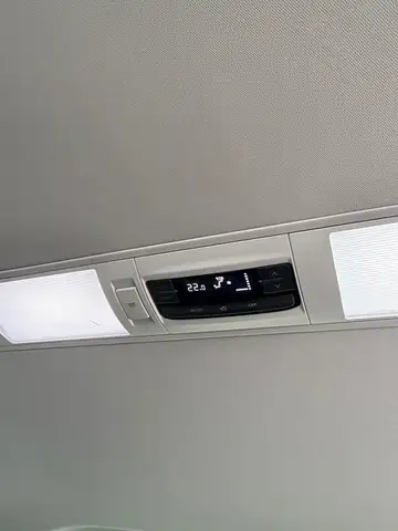 Volkswagen T6.1 Caravelle Edition 2,0 TDI DSG Ansicht 18