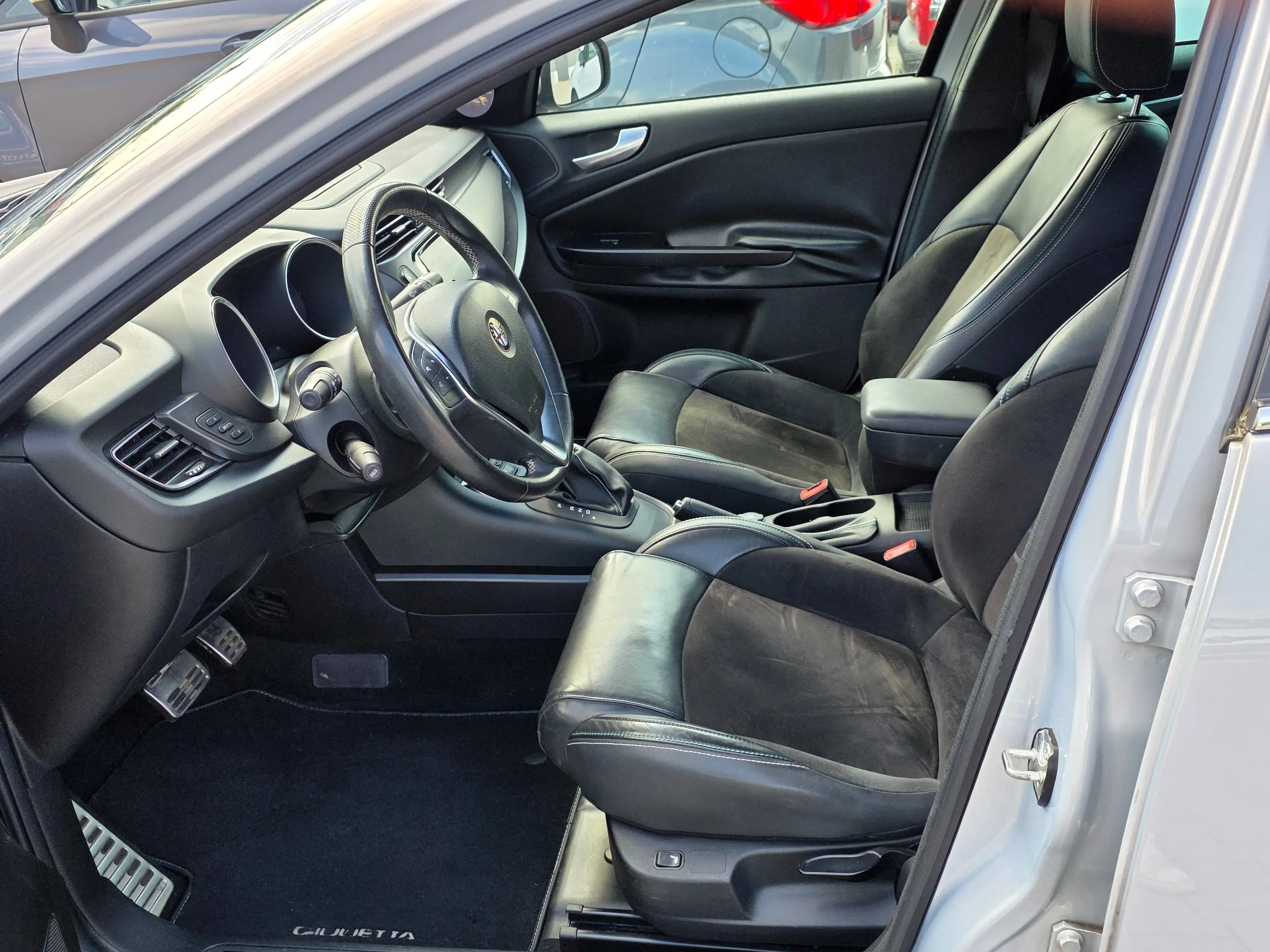 Alfa Romeo Giulietta Giulietta Turismo/Automatik/SHZ/PDC/Navi/Eu6/ZV — photo 10