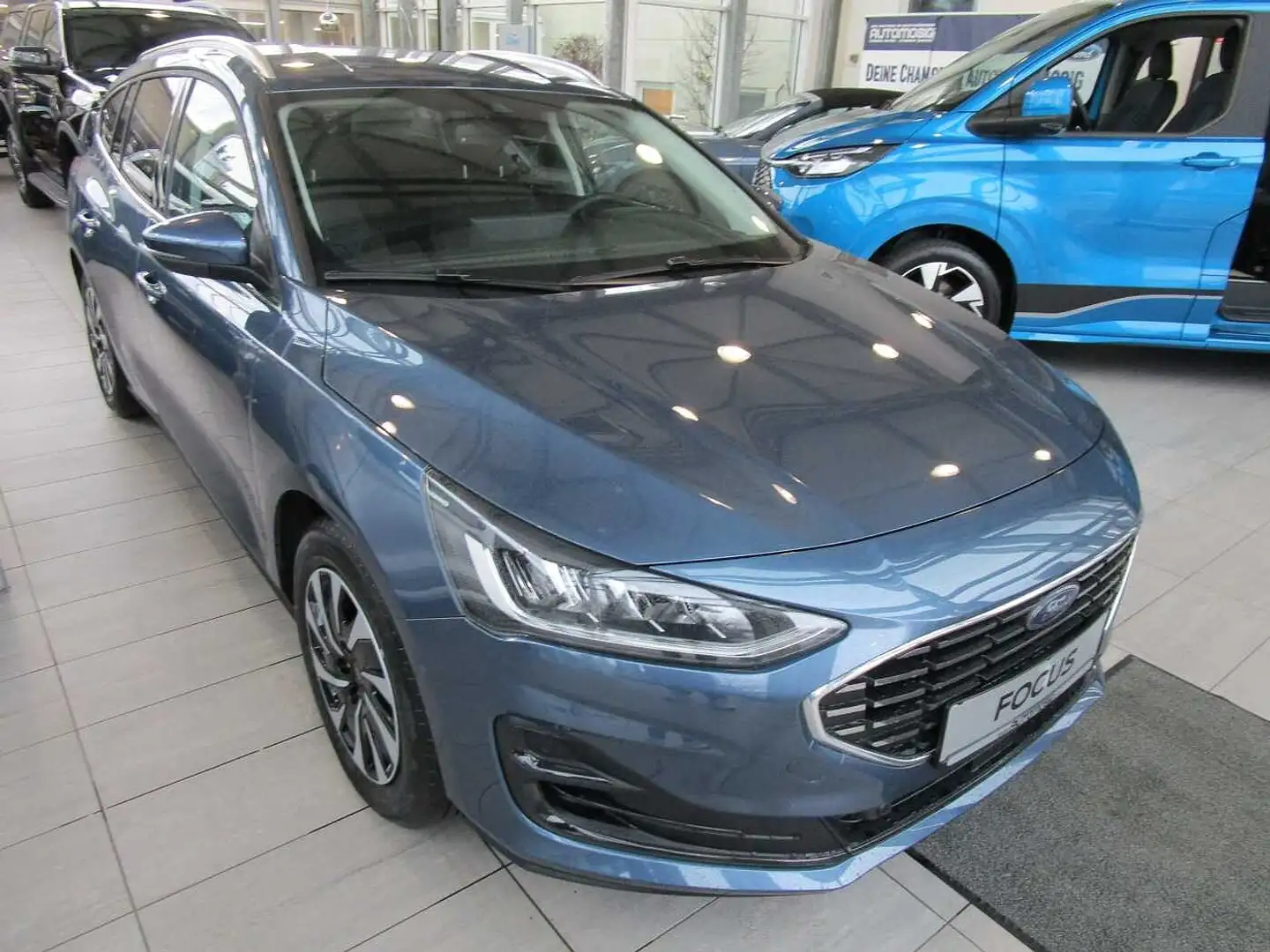 Ford Focus Turnier 1.0 EB MHEV/TITANIUM EDITION/NaviRFK Bleu - 1