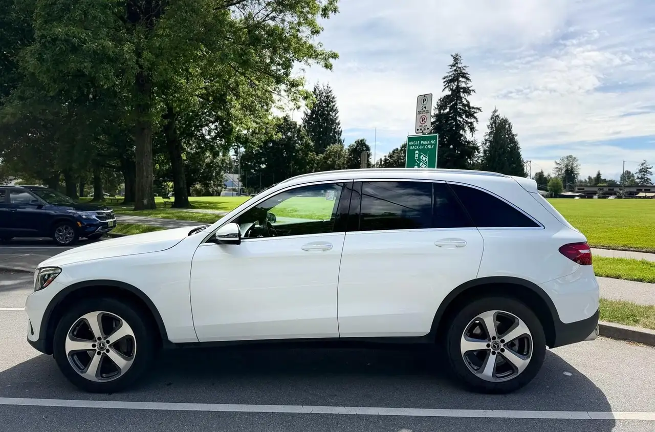 Mercedes-Benz GLC снимка Mercedes-Benz GLC