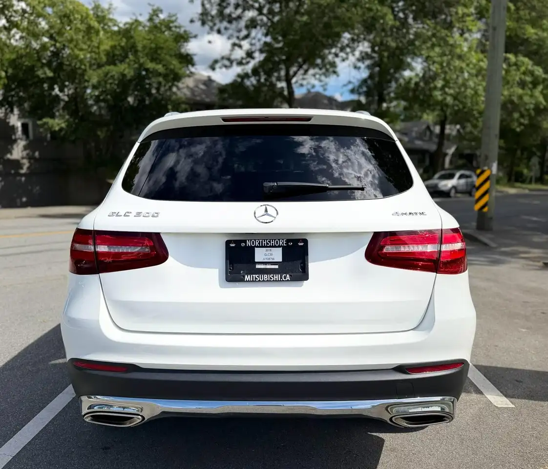 Mercedes-Benz GLC снимка Mercedes-Benz GLC