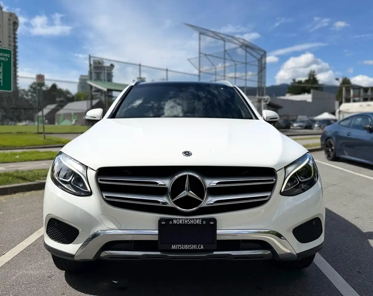 Mercedes-Benz GLC снимка Mercedes-Benz GLC