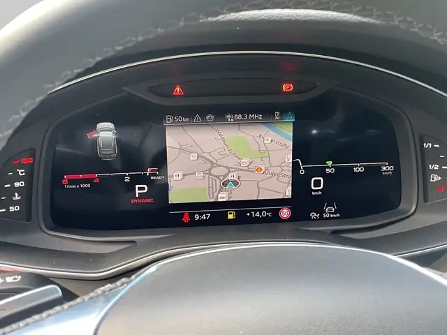 Audi S6 view 12