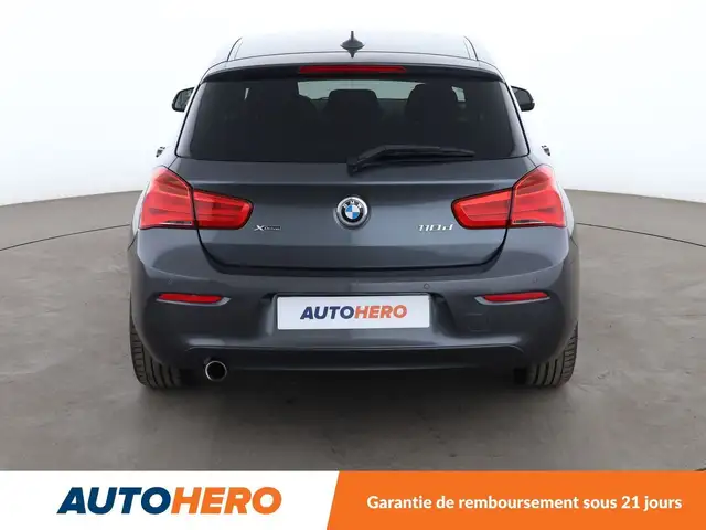 BMW 1 Series view 5