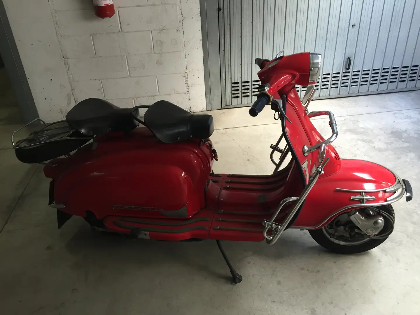 Lambretta Li 150 II serie Roşu - 2