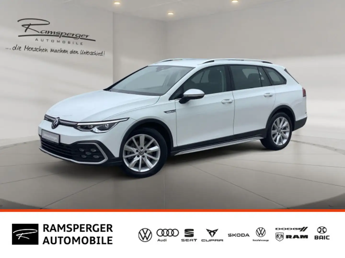 Volkswagen Golf Variant 2.0 TDI DSG Alltrack 4M. ACC LED Na Weiß - 1