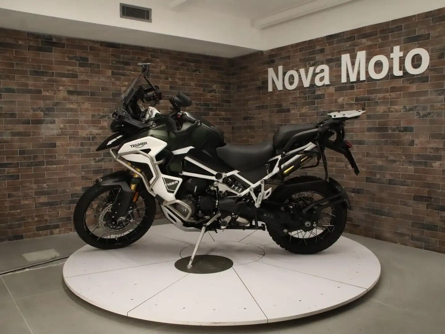 Triumph Tiger 1200 Rally Explorer Abs Verde - 1