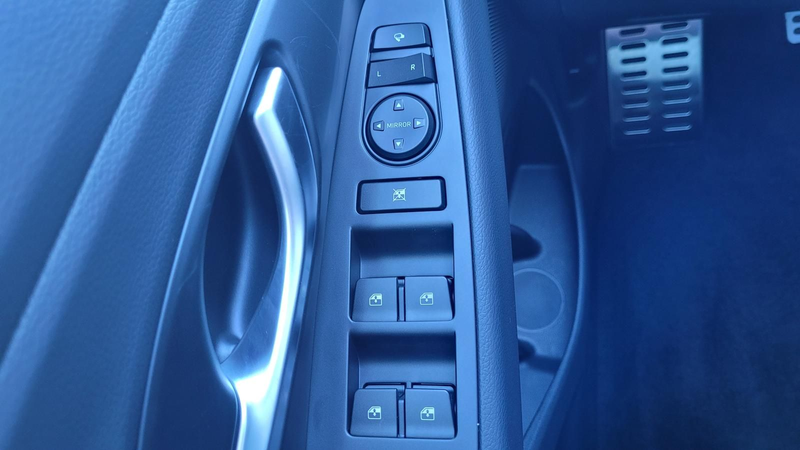 Hyundai i30 SW 1.6 N-Line*Navi*LED*Shzg*PDC*Cam*18"ACC — photo 13