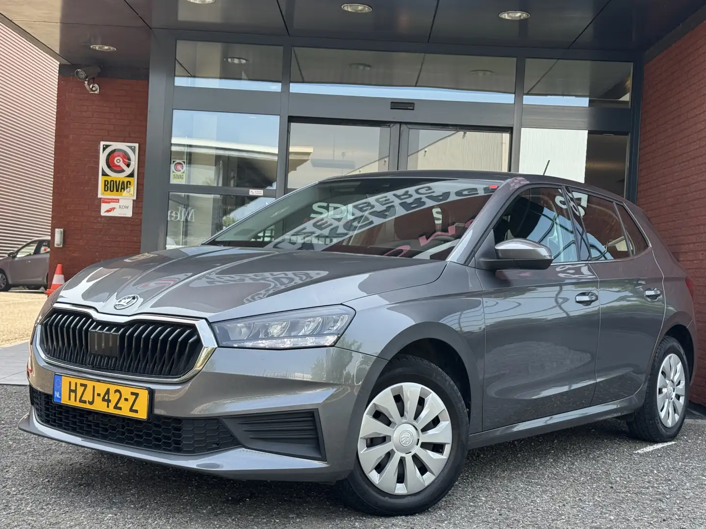 Skoda Fabia 1.0 Ambition // LED // CLIMA // CRUISE CONTROL // Grigio - 2