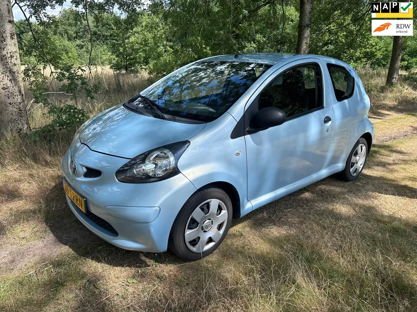 Toyota Aygo 1.0-12V apk t/m 17-10-2025 Blu/Azzurro - 1