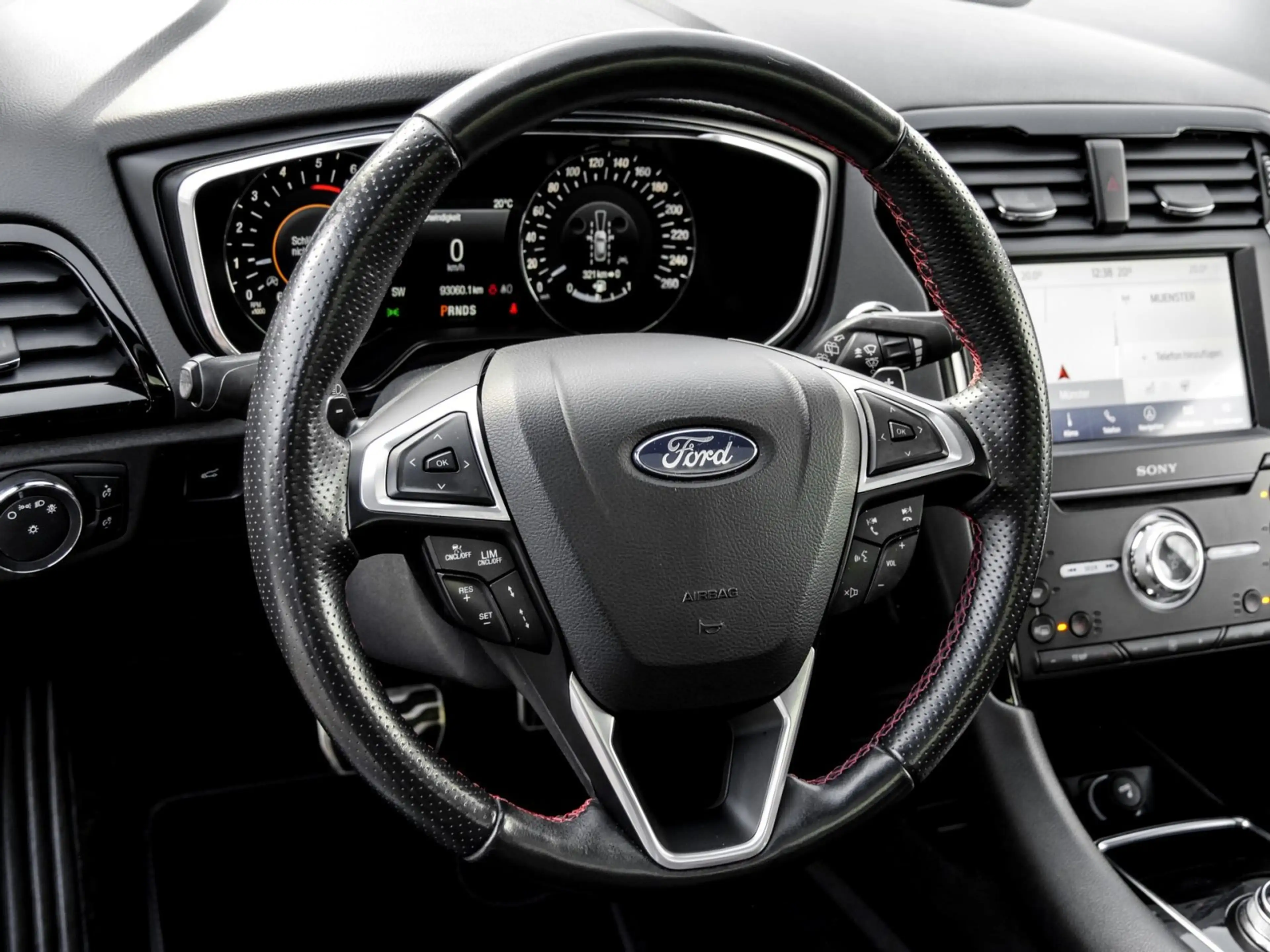 Ford Mondeo Turnier ST-Line LED Navi AHK ACC Pano Keyless — photo 9