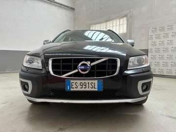 2.4 d3 (d) Momentum awd 163cv geartronic
