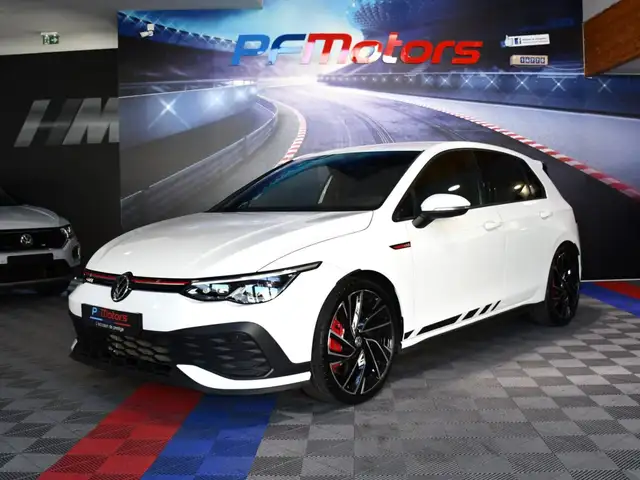 Volkswagen Golf 8 GTI Clubsport 2.0 TSI 300 DSG GPS Mode Virtual ACC Caméra Induction Lumière d&rsquo;ambiance Front Lane JA 19