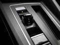 Volkswagen Golf 1.5eTSI/130PK R-Line Business DSG · Navigatie · Ca Zwart - thumbnail 17