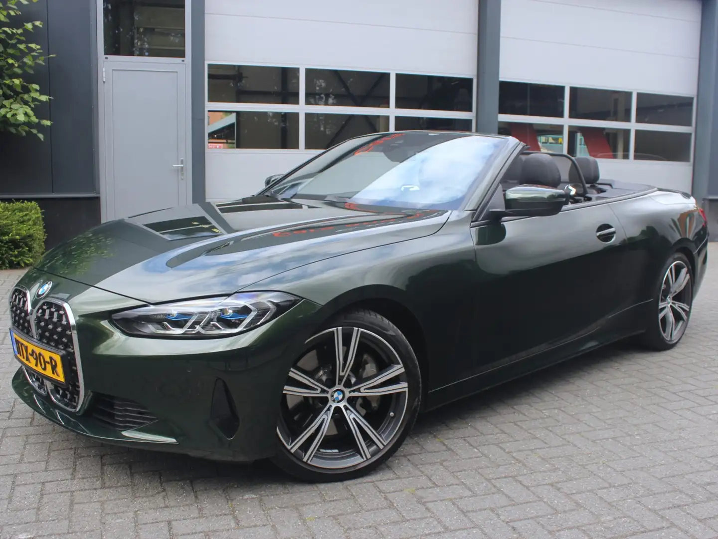 BMW 430 4-serie Cabrio 430i High Executive Sanremo Green! Groen - 2