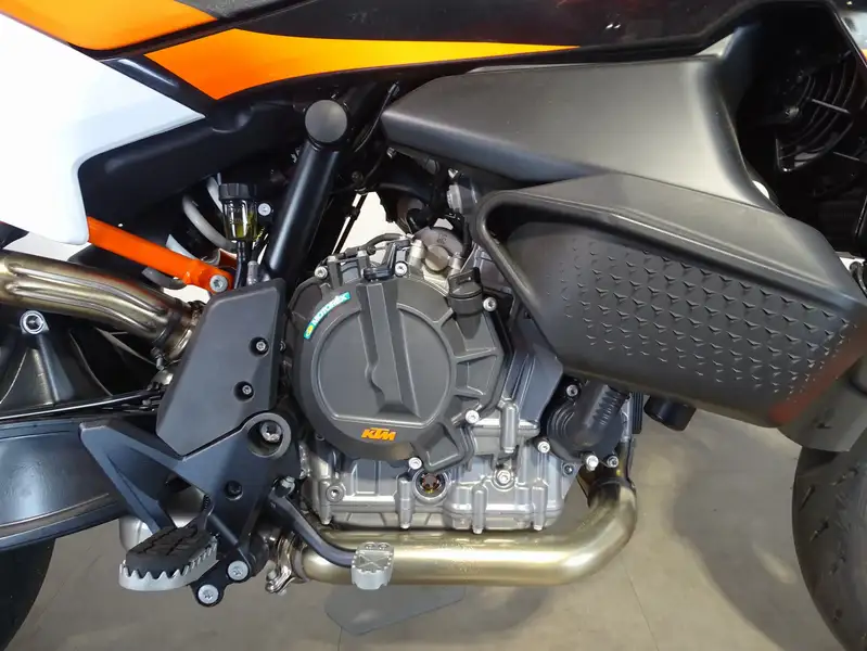 KTM 890 SMT - foto 6