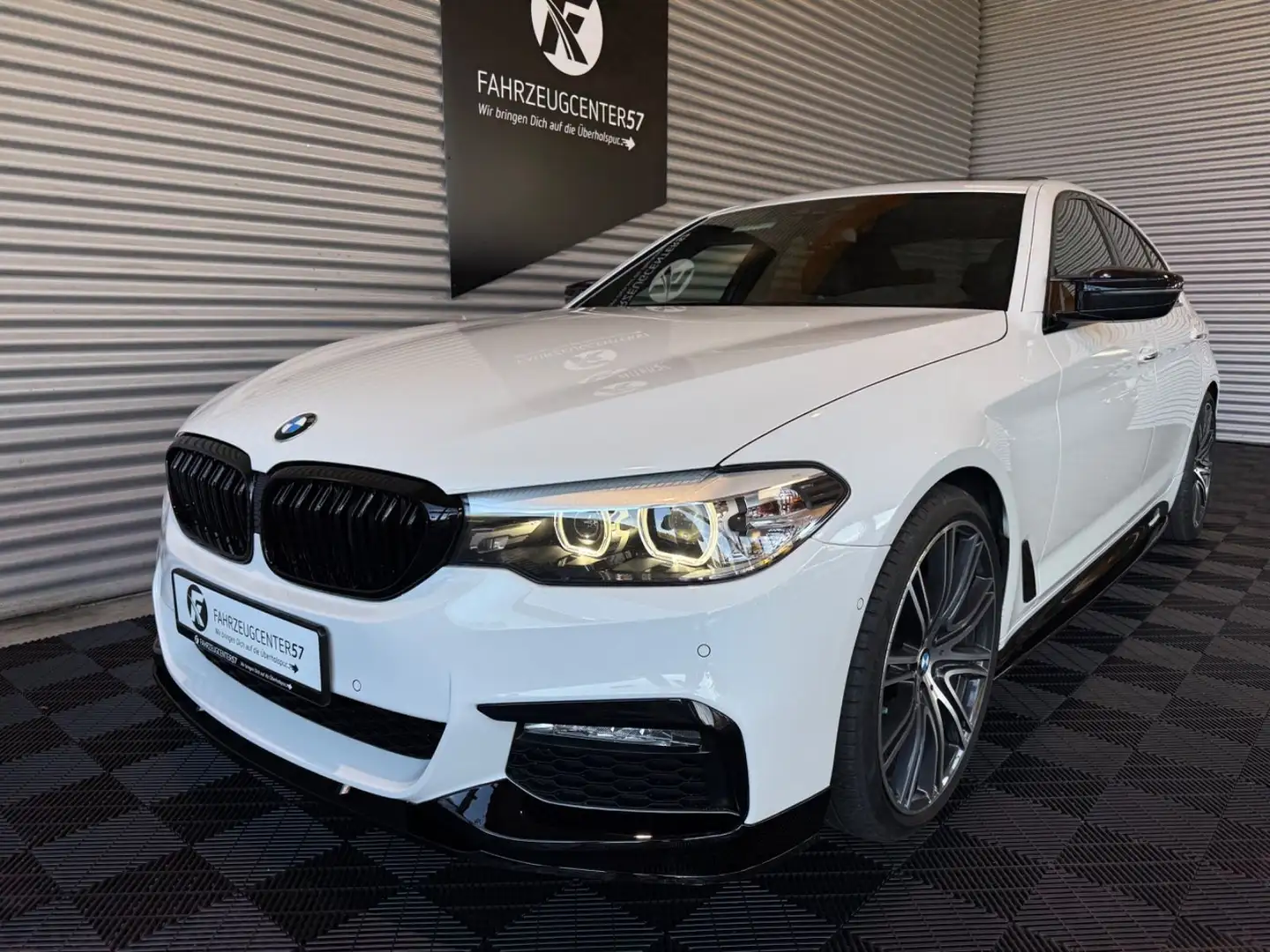 BMW 540 i M-PERFORMANCE/HUD/HIFI/CARPLAY/LED Blanc - 2