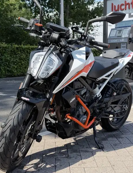 KTM 390 Duke - foto 6