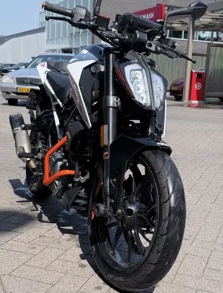 KTM 390 Duke - foto 5