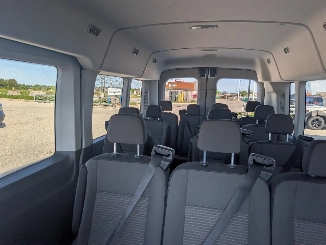 Ford Transit Passenger Wagon снимка Ford Transit Passenger Wagon