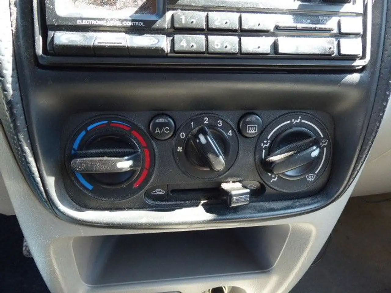 Mazda Demio 1.5 Exclusive, foto 5