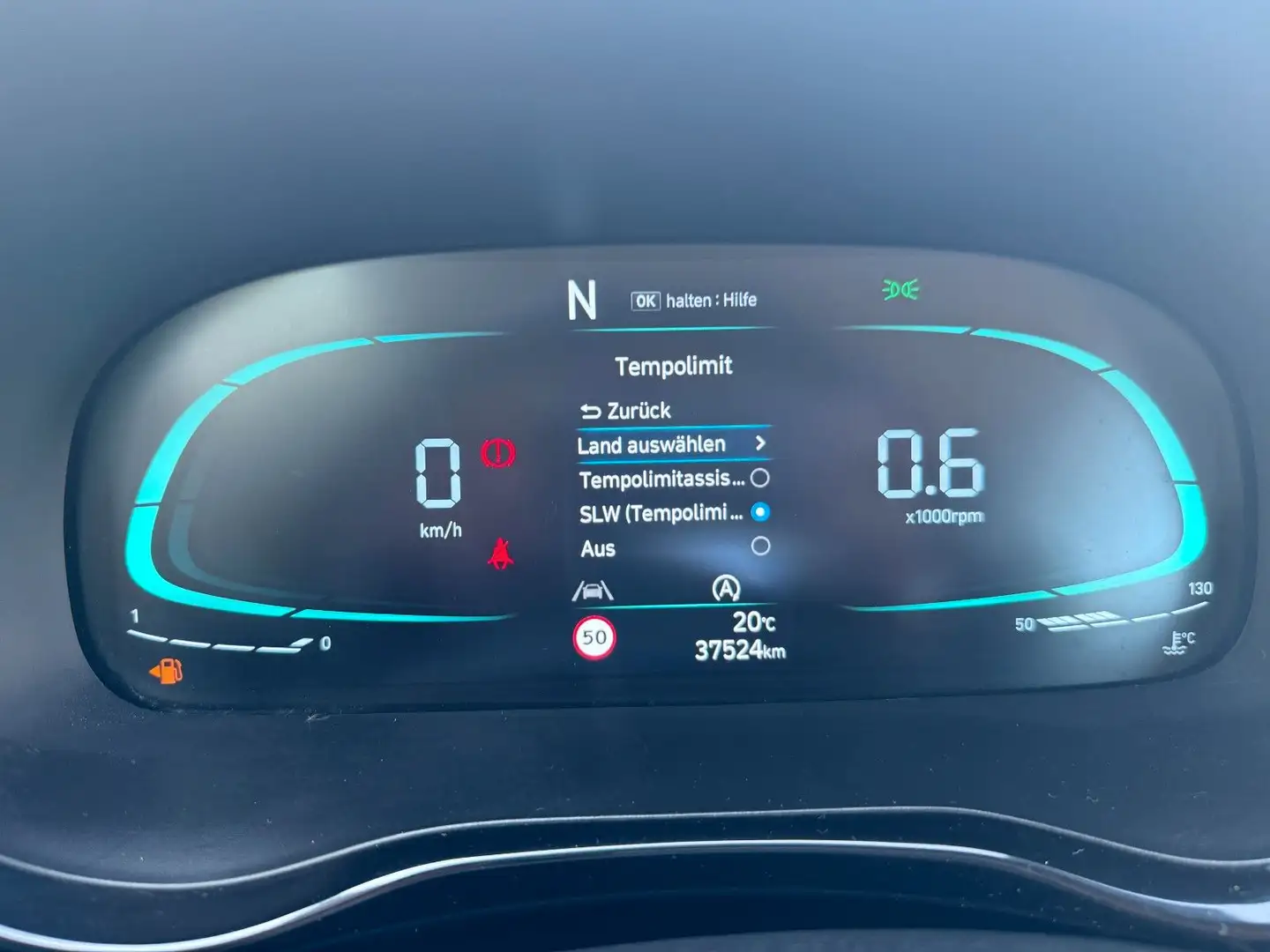 Hyundai i10 1,2 84 PS AUTOMATIK VIRTUAL COCKPIT FACELIFT Groen - 2