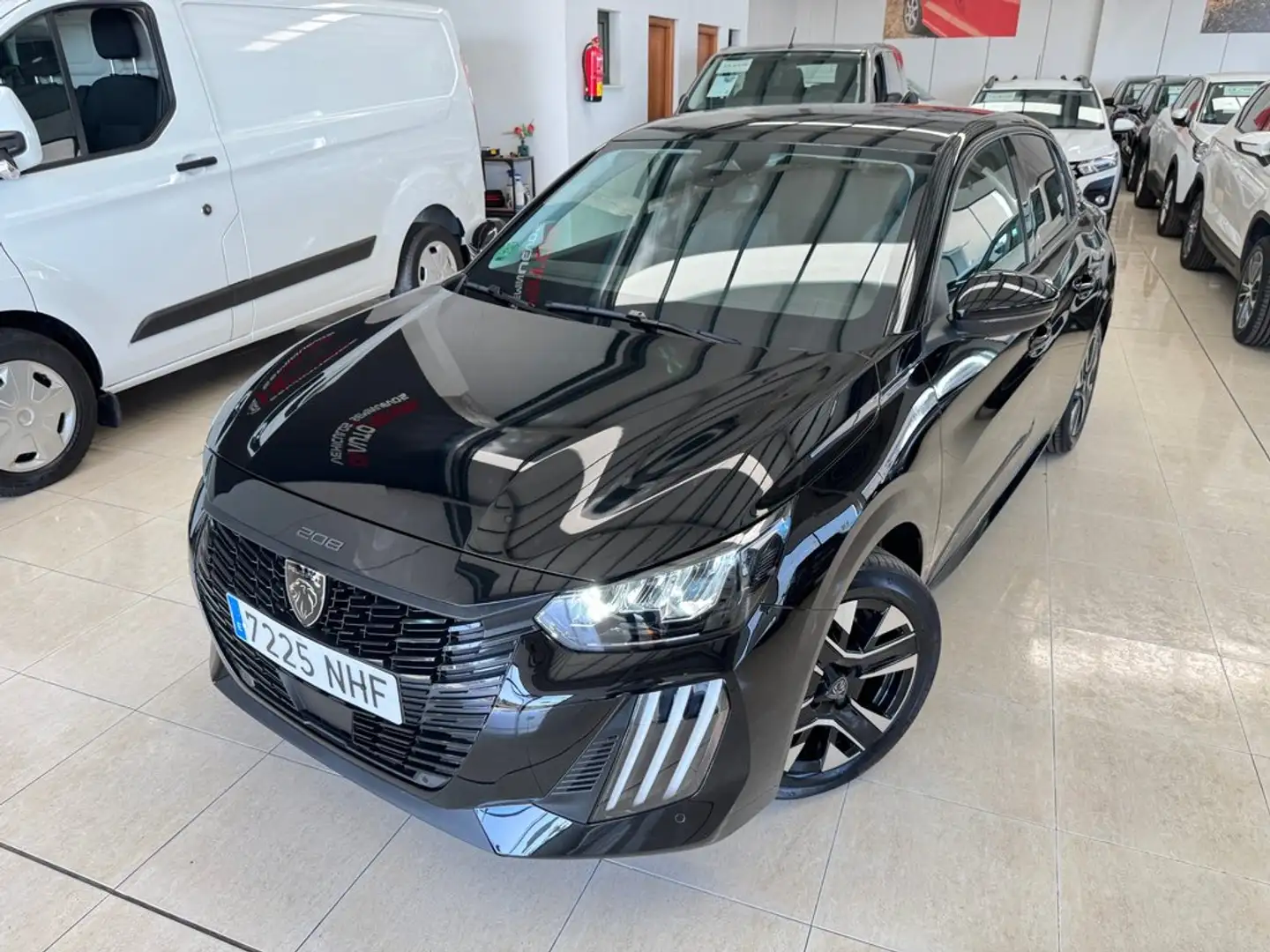 Peugeot 208 Allure Gasolina 100 S&S 6 Vel. MAN Negro - 1