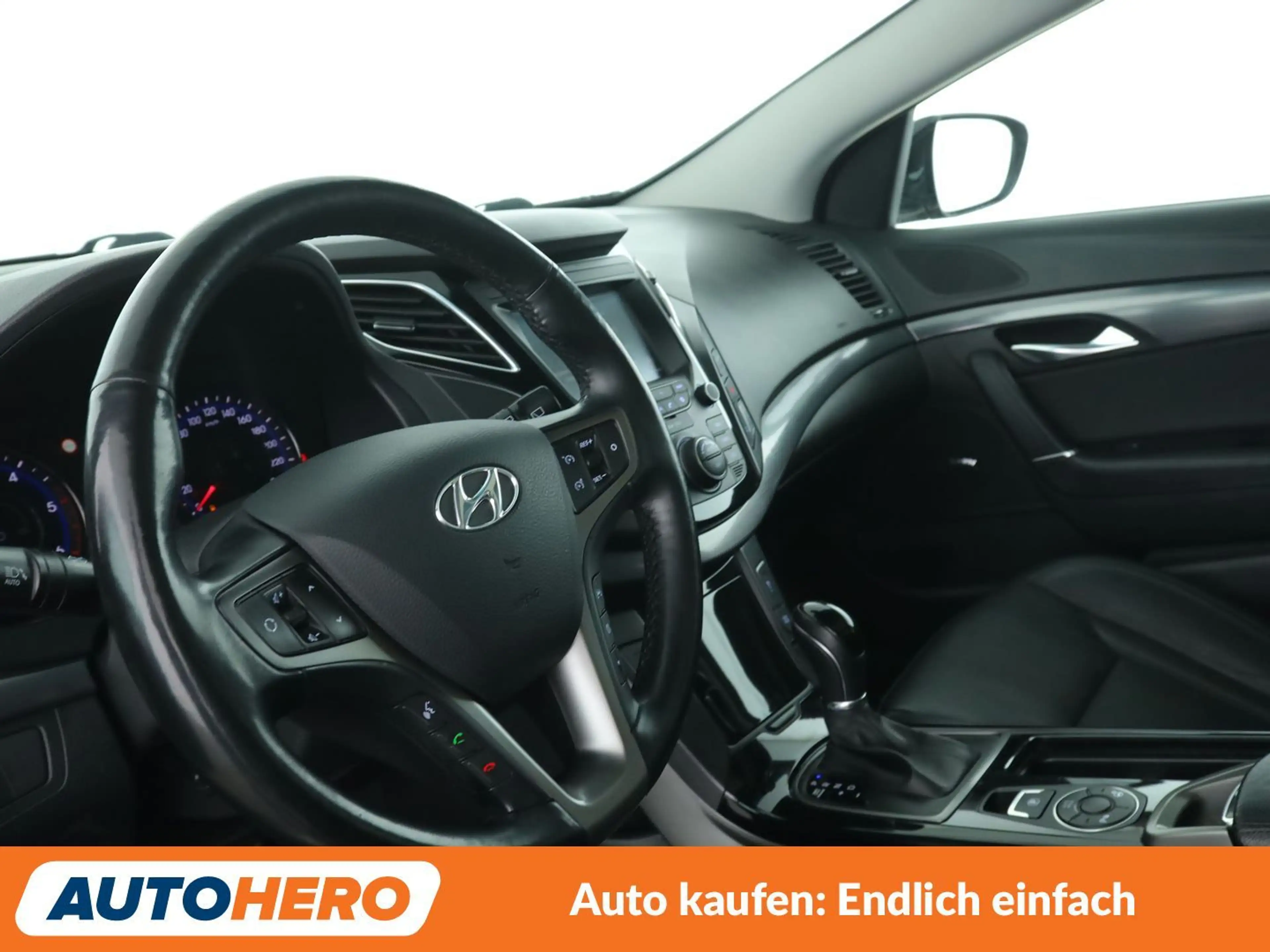 Hyundai i40 1.7 CRDi Premium Blue Aut*NAVI*XENON*TEMPO*CAM*PDC — photo 11