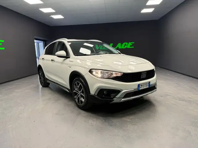 Fiat Tipo Tipo 5p 1.5 t4 hybrid Cross 130cv dct PREZZO REALE