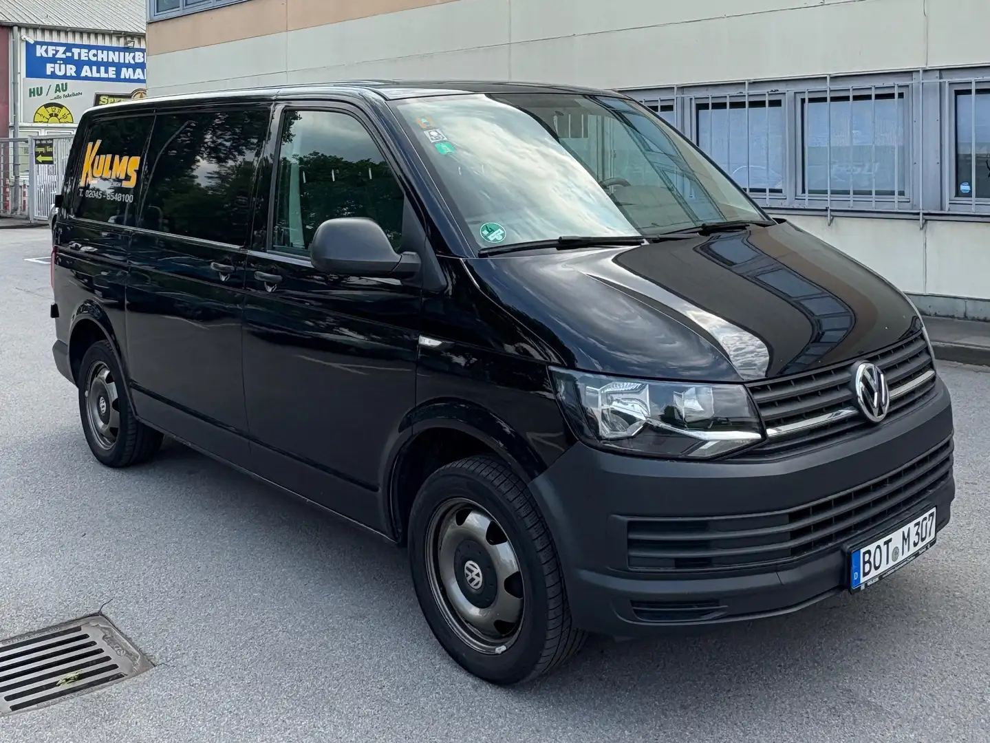 Volkswagen T6 Transporter Kurz EU5 Plus Comfortline Noir - 1