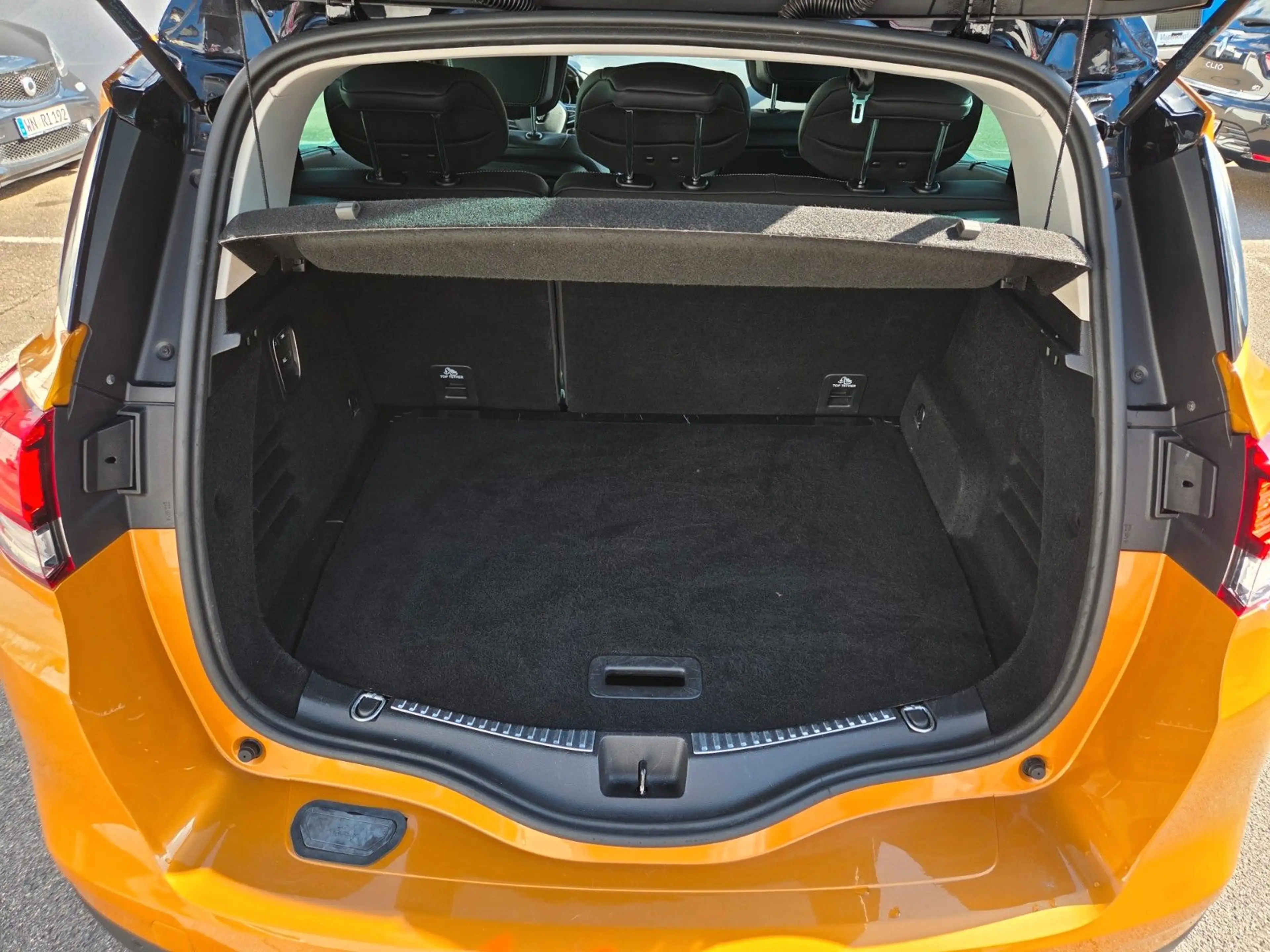 Renault Scenic IV Initiale Paris — photo 11