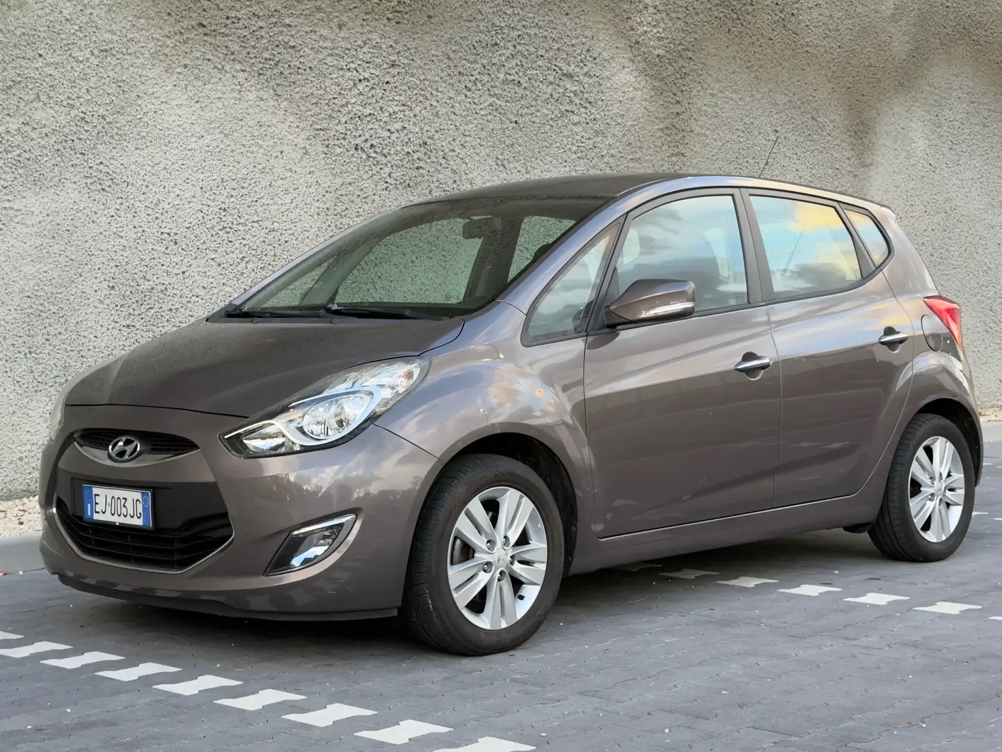 Hyundai iX20 ix20 1.4 Classic Marrone - 2