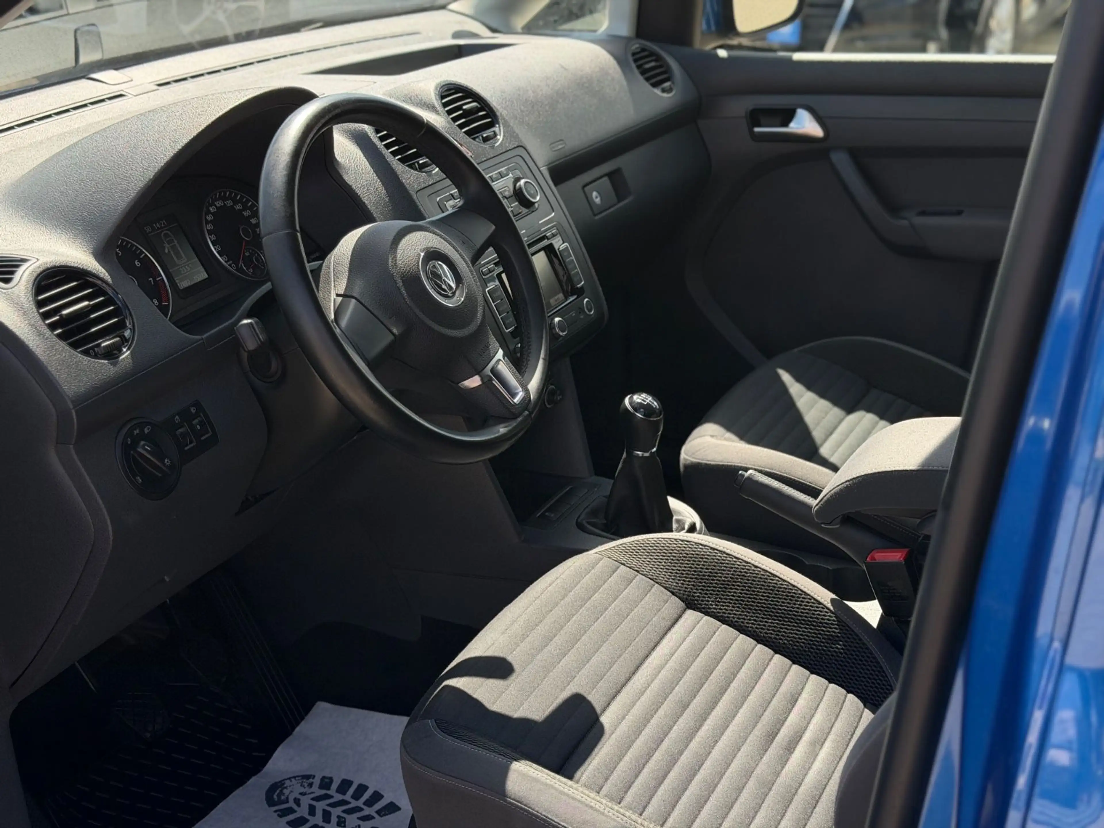 Volkswagen Caddy 1.2 TSI Soccer Trendline/KLIMA/SHZ/PDC/5-S — photo 9